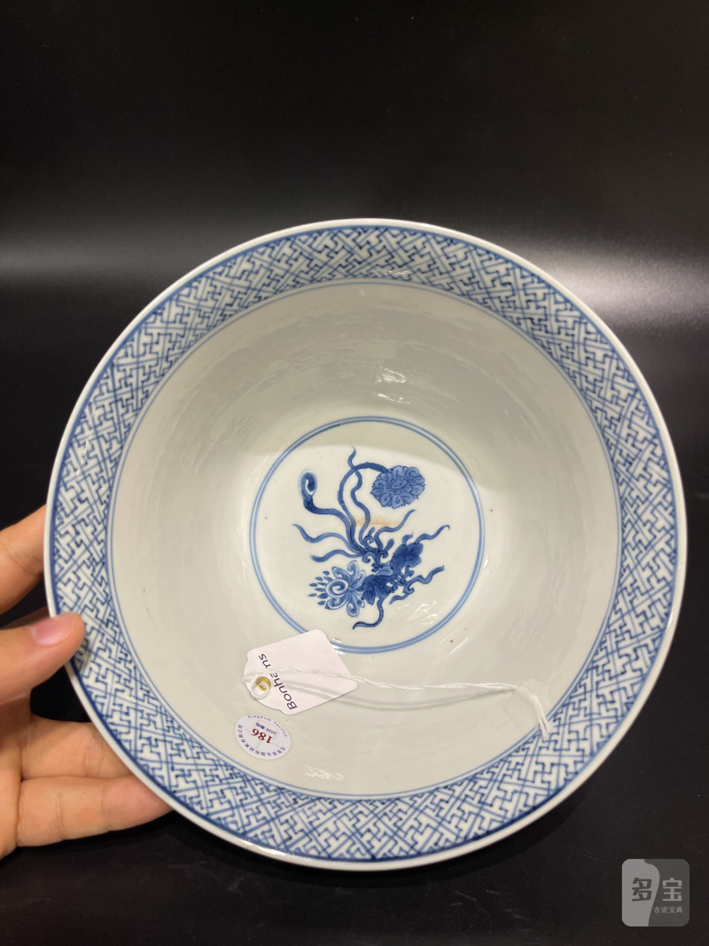 清康熙 青花一束莲纹大碗 - 图7